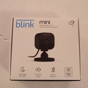 Blink Mini Compact Indoor Plug-In smart security camera 1080p HD